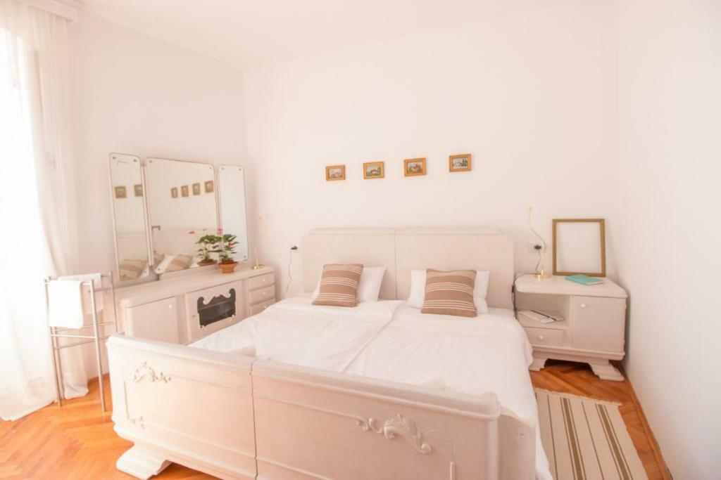 Apartment Ante バスカ エクステリア 写真